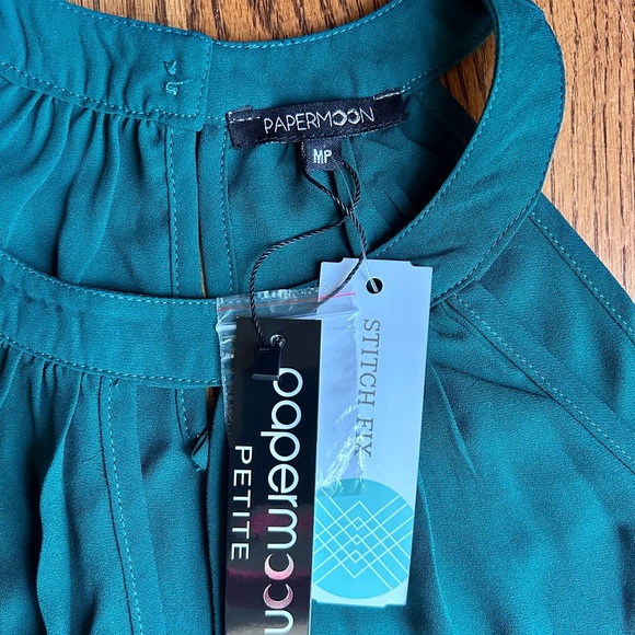 PAPERMOON Bonney Keyhole Halter Blouse - Picture 5 of 7